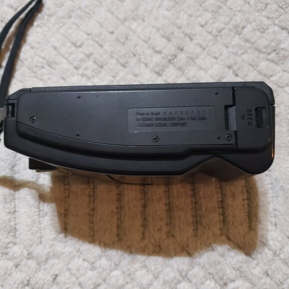 Vintage Kodak S300MD S SERIES 35MM Film Camera Ektanar Lens - S Series - Picture 4 of 7